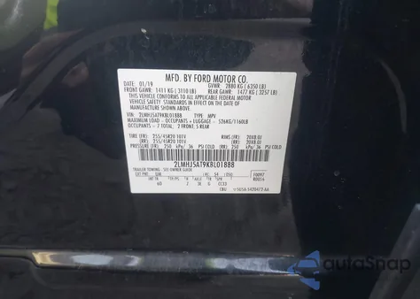 2019 Lincoln Mkt Reserve z USA, uszkodzony, nr VIN 2LMHJ5AT9KBL01888